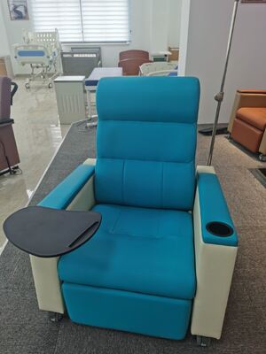 Comfortable Folding Ajustable Hospital Luxurious Patient Transfusion Chair